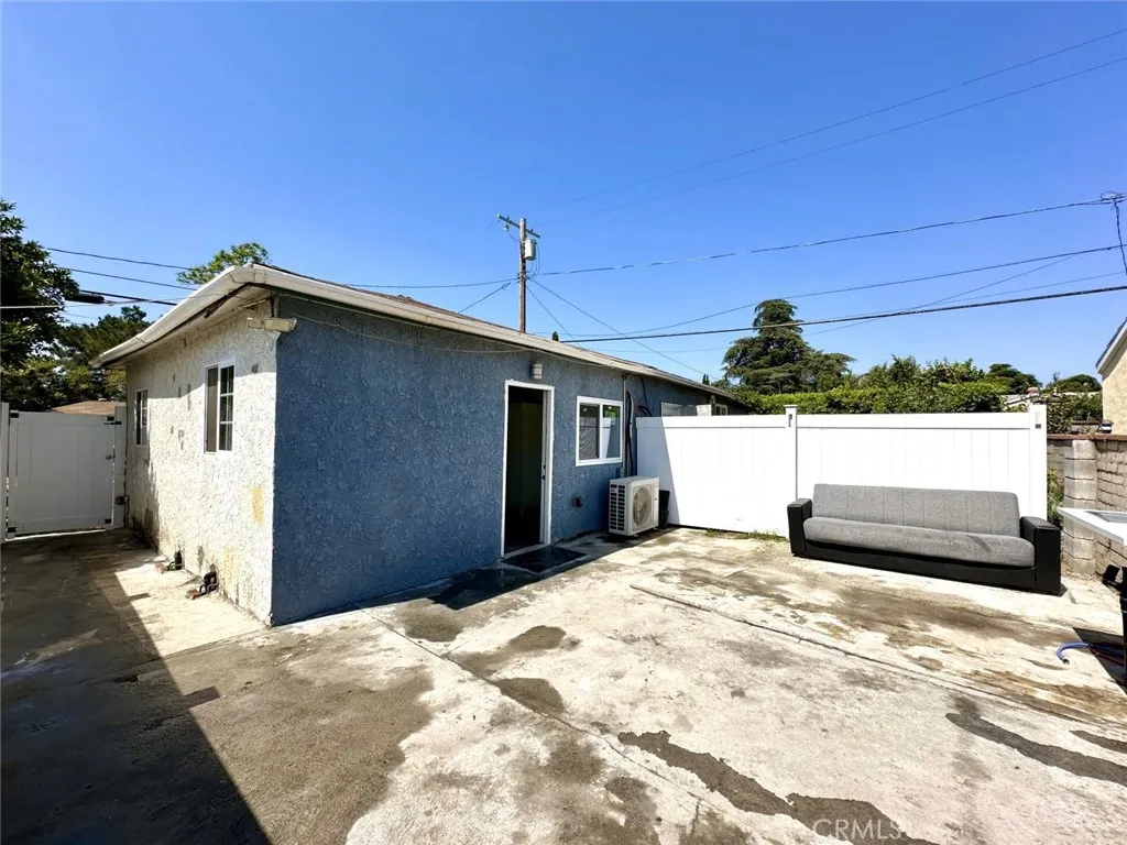 7701 Camellia Avenue, North Hollywood, California 91605 home-pic-10